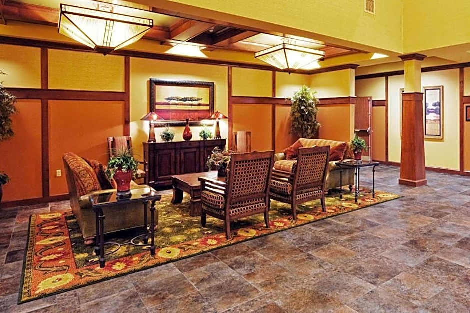 The Q Hotel & Suites