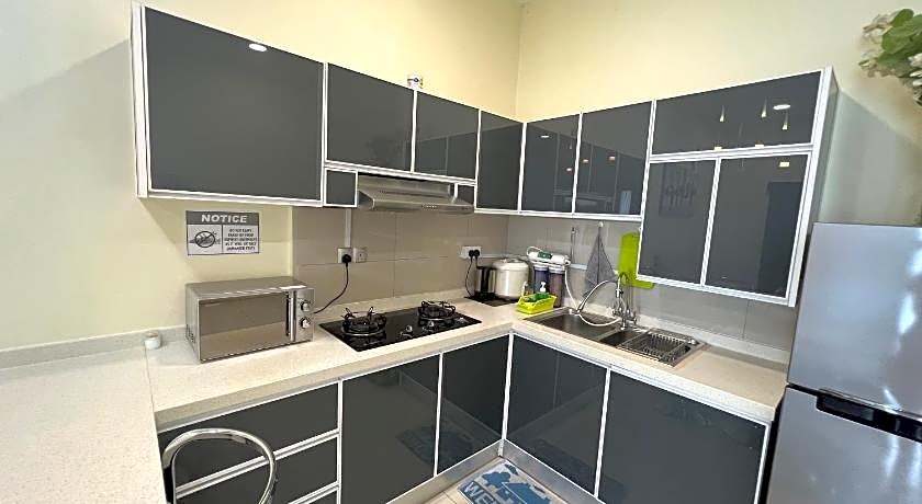 Borneo Coastal Residence @ Imago Mall