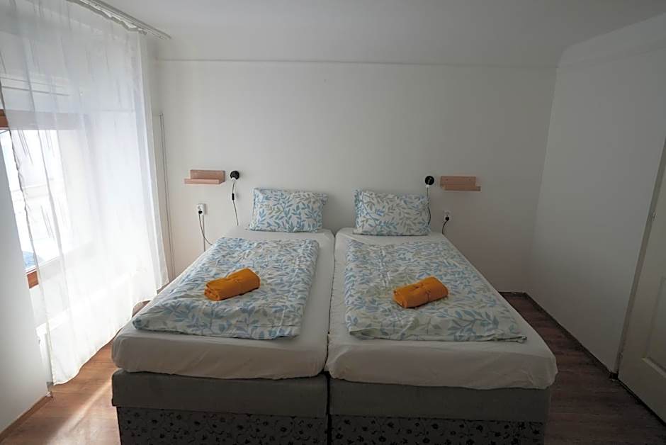 Center Hostel and Guest House