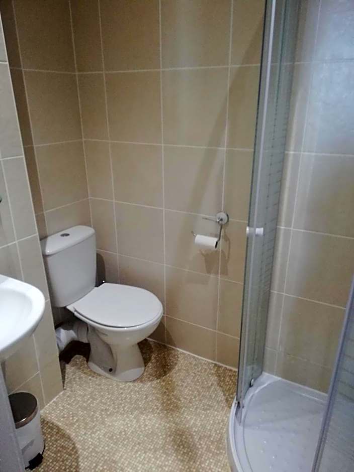 Camelot Seafront Hotel