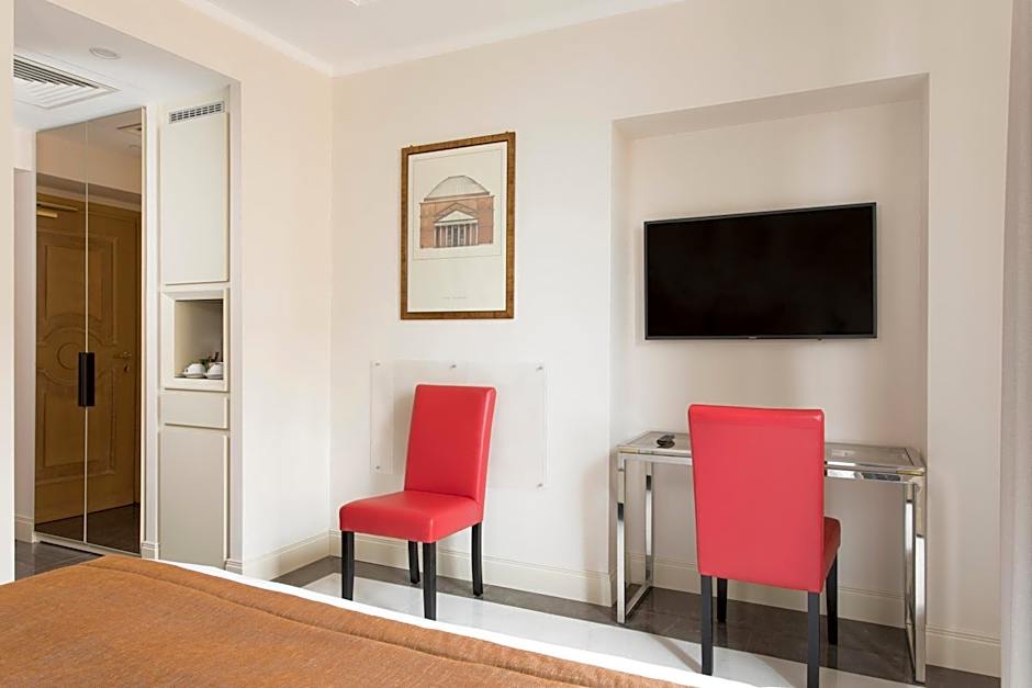 Marcella Royal Hotel