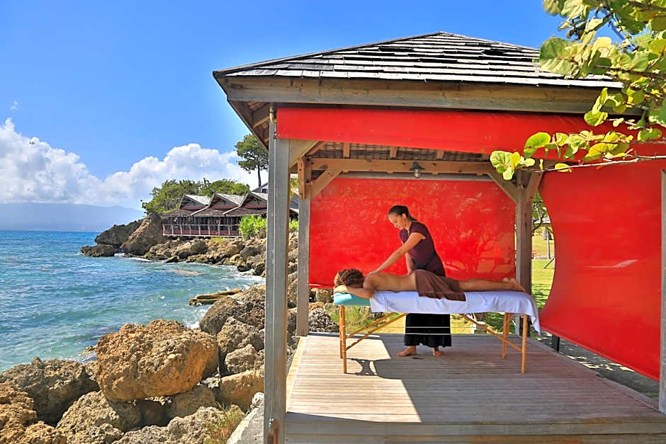 Mahogany Hotel Residence & Spa