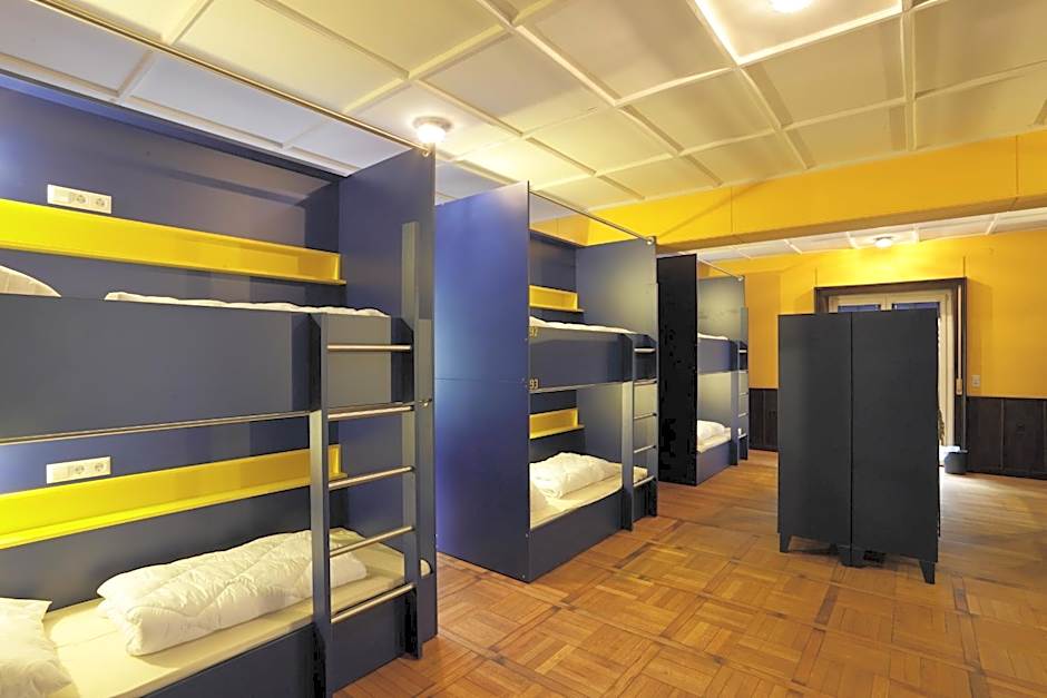 Bed’nBudget Expo-Hostel Dorms