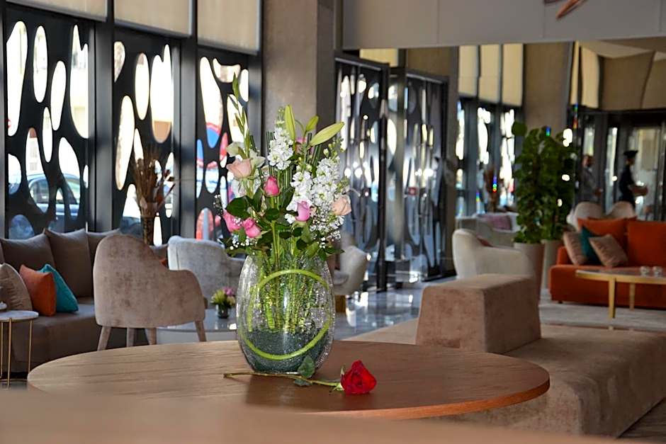 Flower Town Hotel & Spa