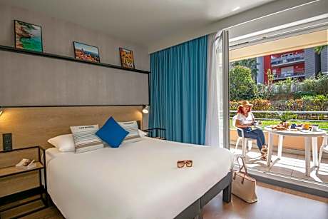 Superior Double Room with Balcony