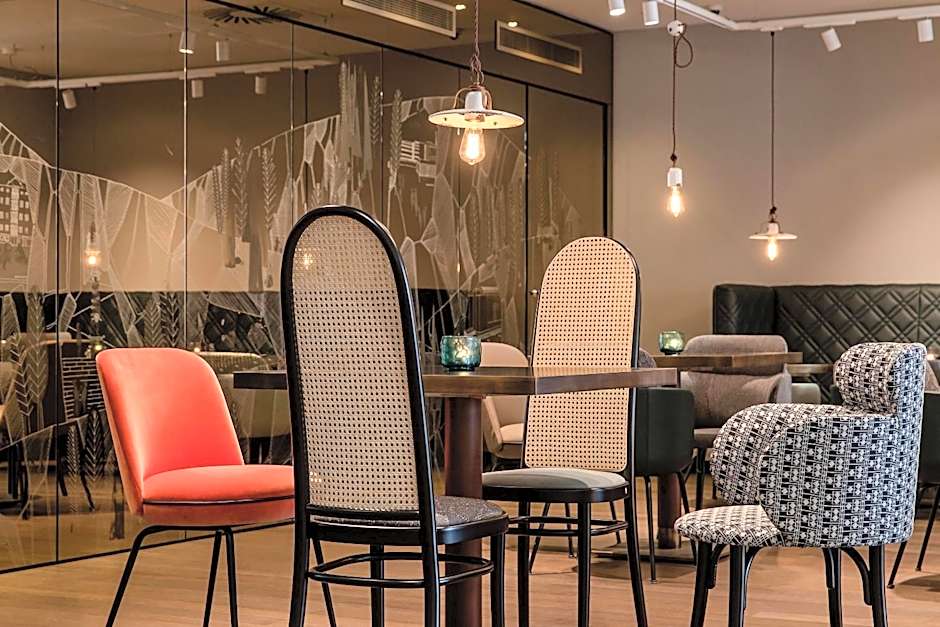 Motel One Linz-Hauptplatz