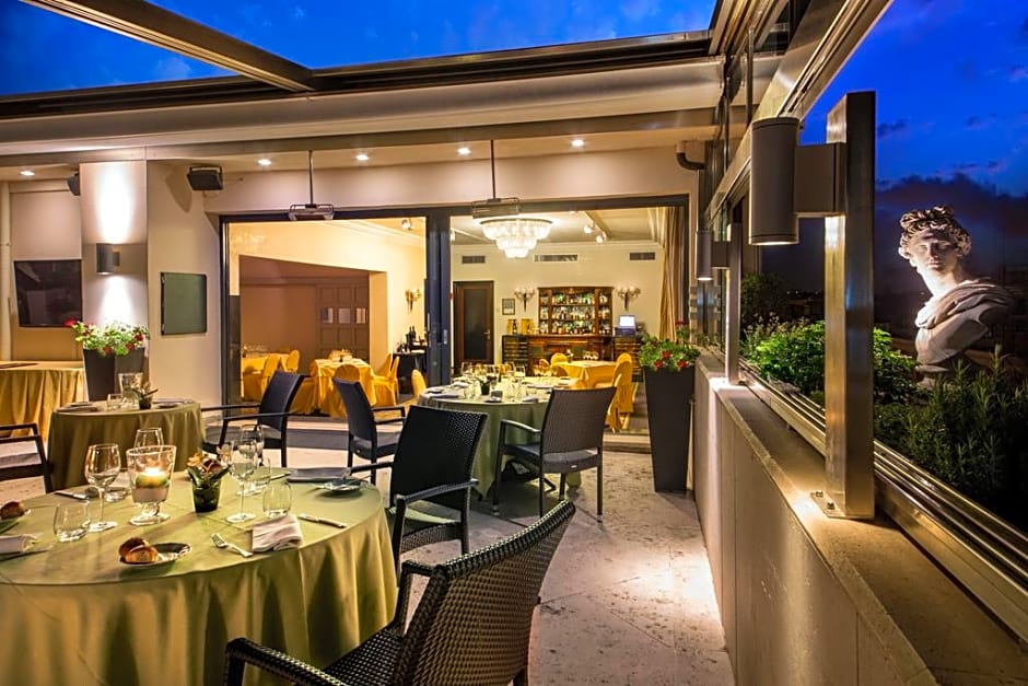 Hotel Savoy