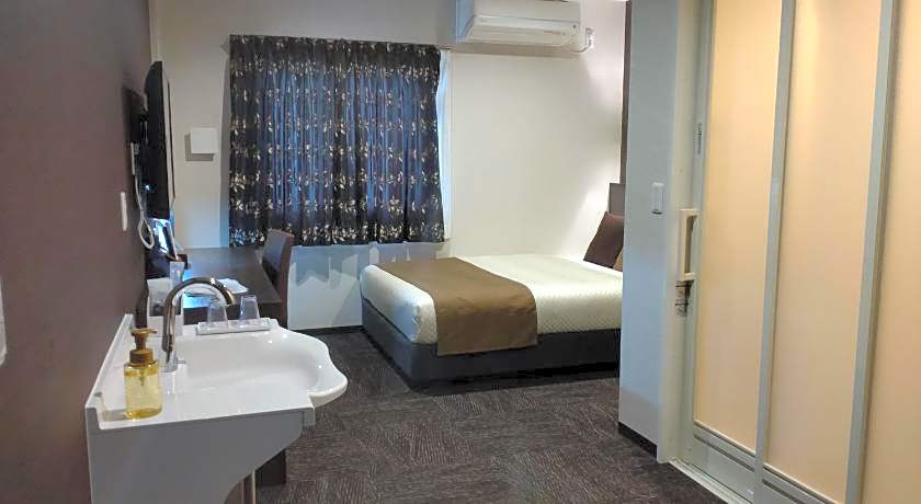 The Celecton Omiya Kaisoku Kitamoto Ekimae