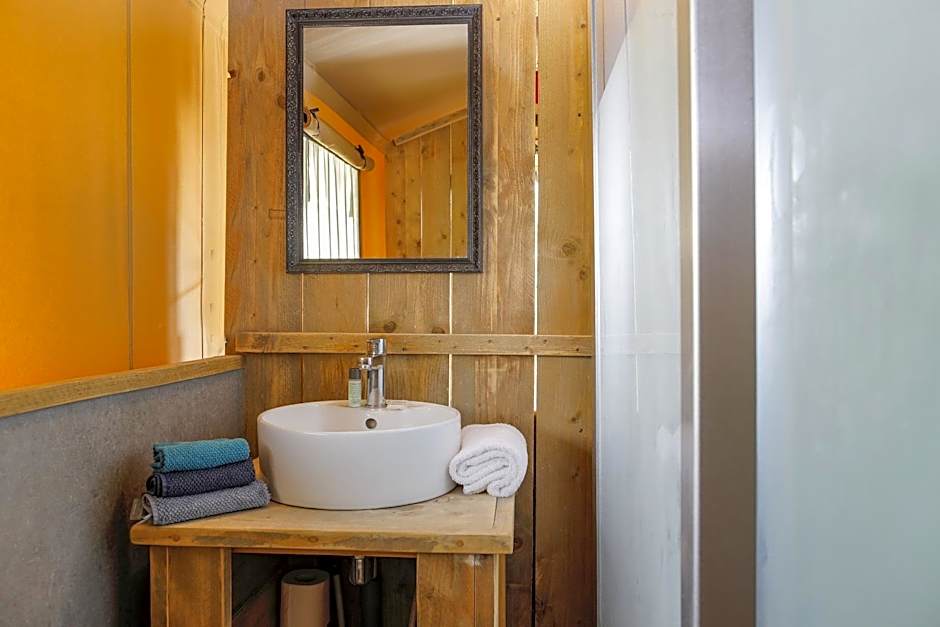 hu Altomincio Village