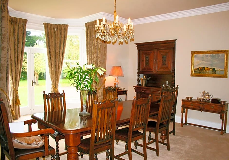 The Old Parsonage Country House