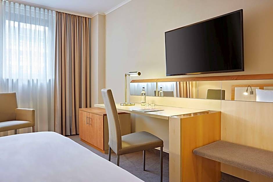 Lindner Hotel Cologne Am Dom, part of JdV by Hyatt