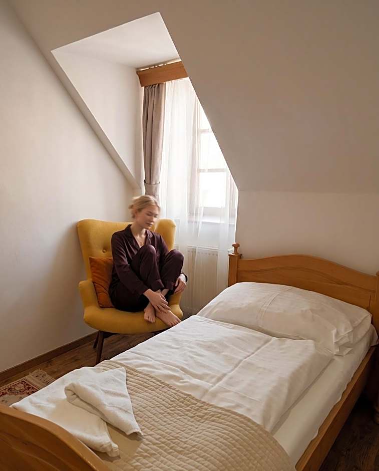 Hotel Salamander - Garni