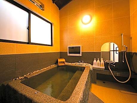 Sendou Japanese Style Room with Shared Bathroom