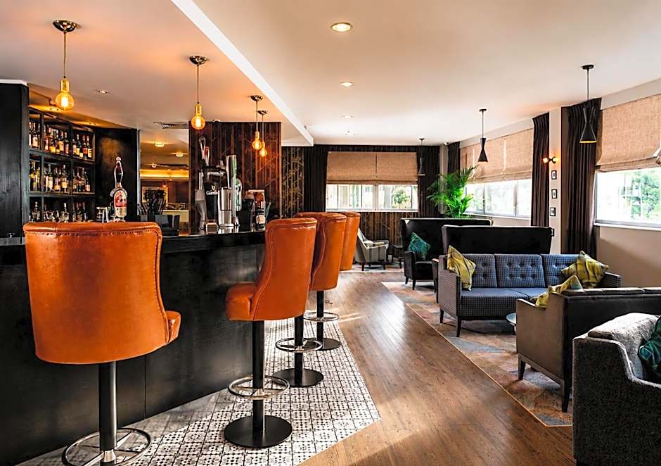 Ramada Hotel & Suites by Wyndham Coventry