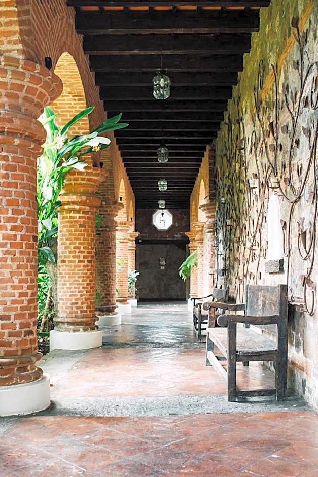 Porta Hotel Antigua