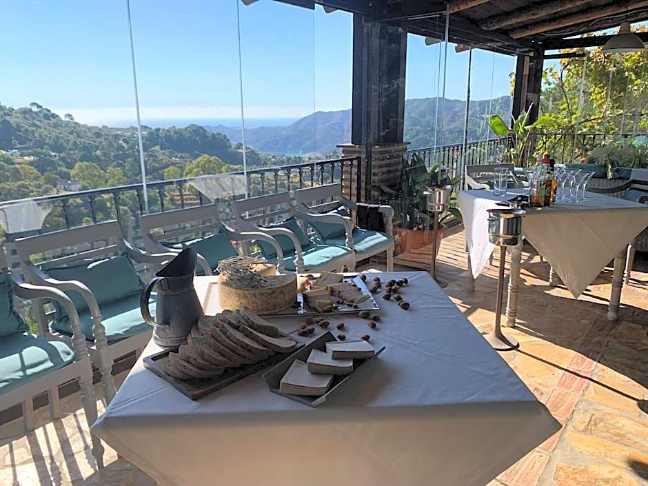 Hotel Rural Los Jarales