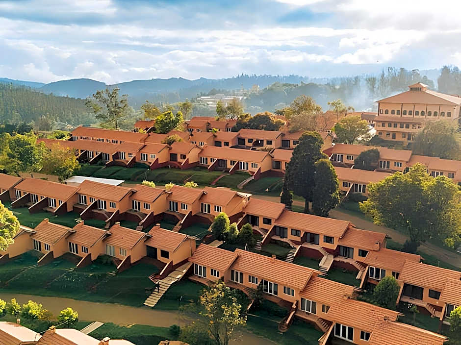 Hotel Lakeview Ooty