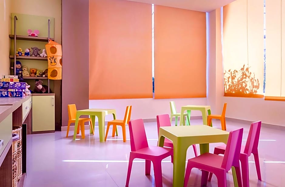 Exe Cunit Suites & Spa