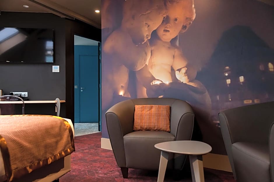 Hotel Sixteen Paris Montrouge