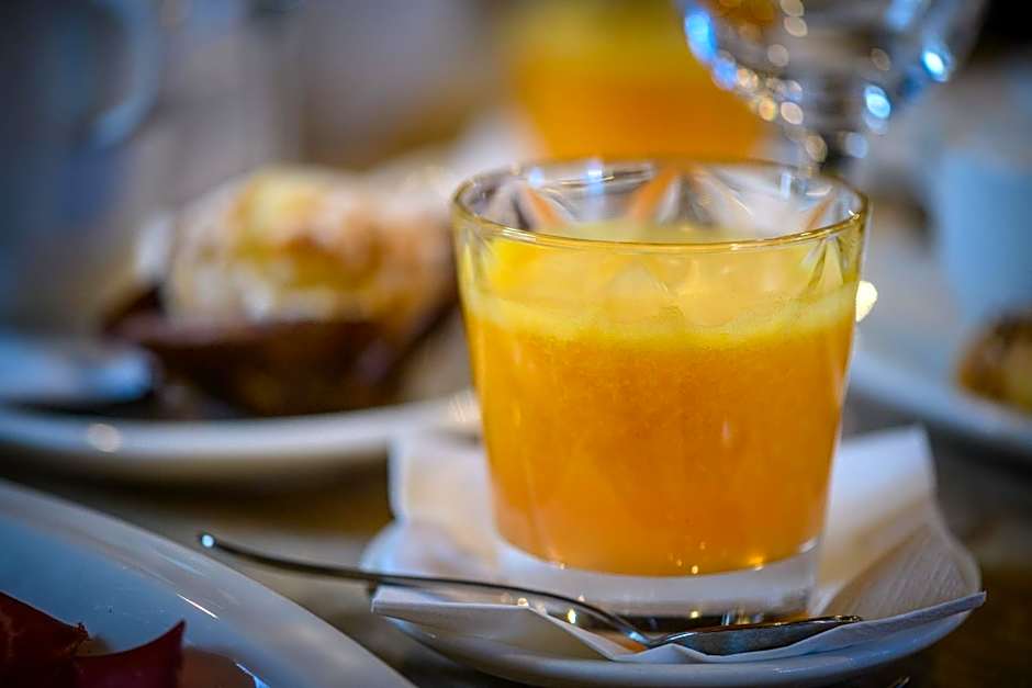 Eco Rooms&Breakfast Tirano