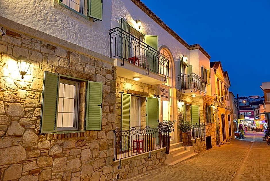 Brothers Cesme Boutique Hotel