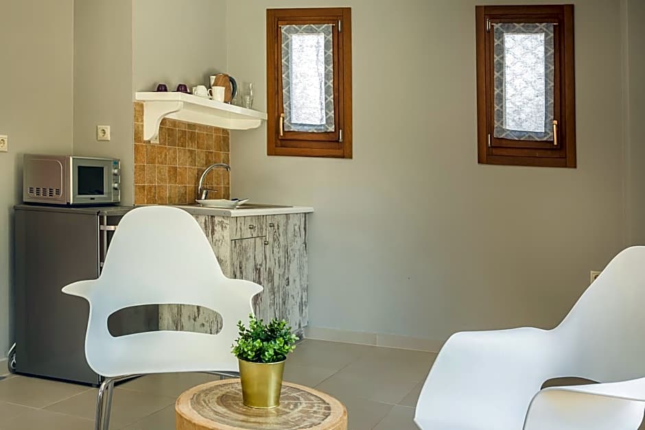 Balhambra Suites - Adults Only