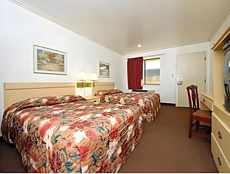 Double Room with Two Double Beds - Non-Smoking