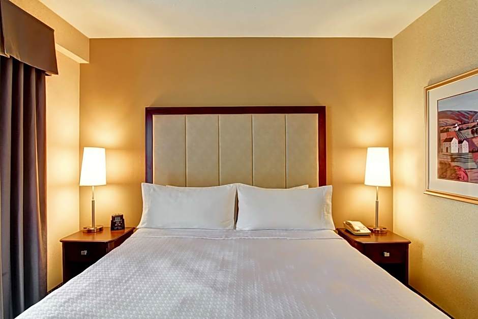 Homewood Suites By Hilton Toronto-Mississauga