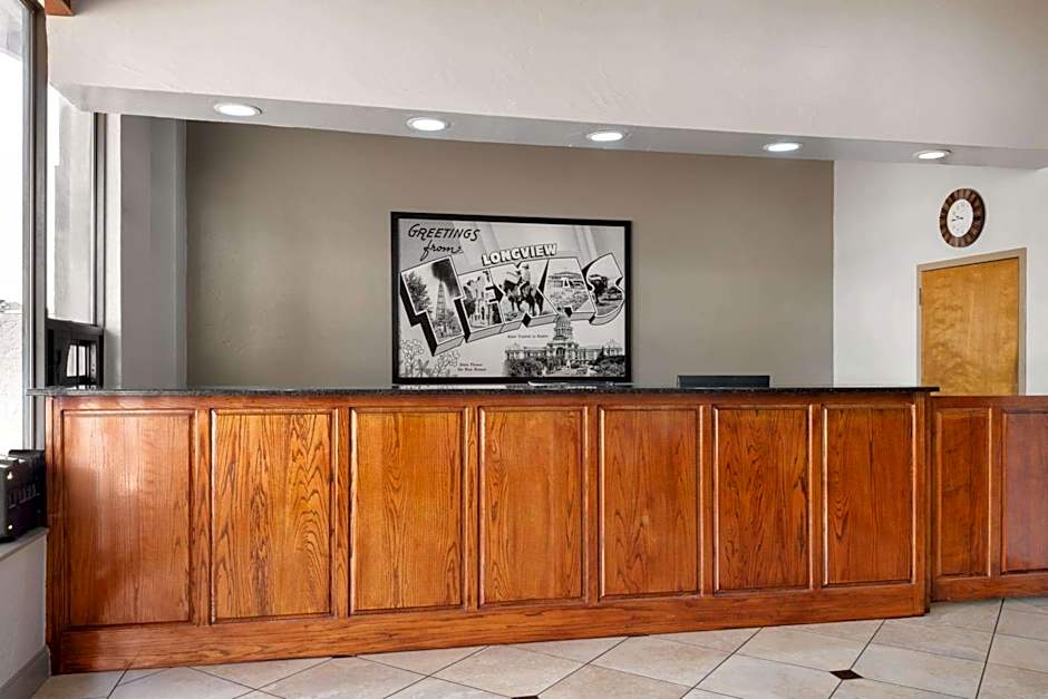 Super 8 by Wyndham Longview/North