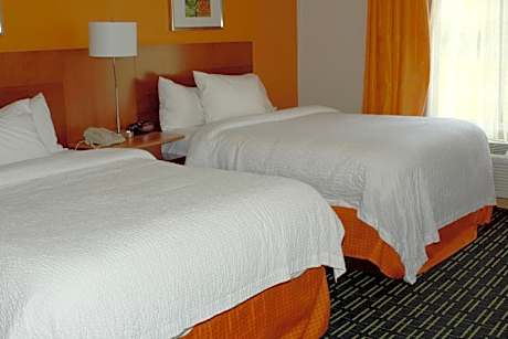 Double Room with Two Double Beds - Hearing Accessible