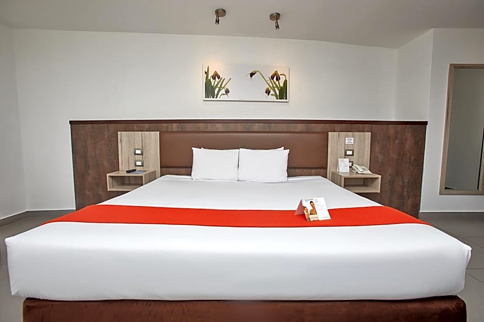 Photo 1 of 7 of Junior Suite