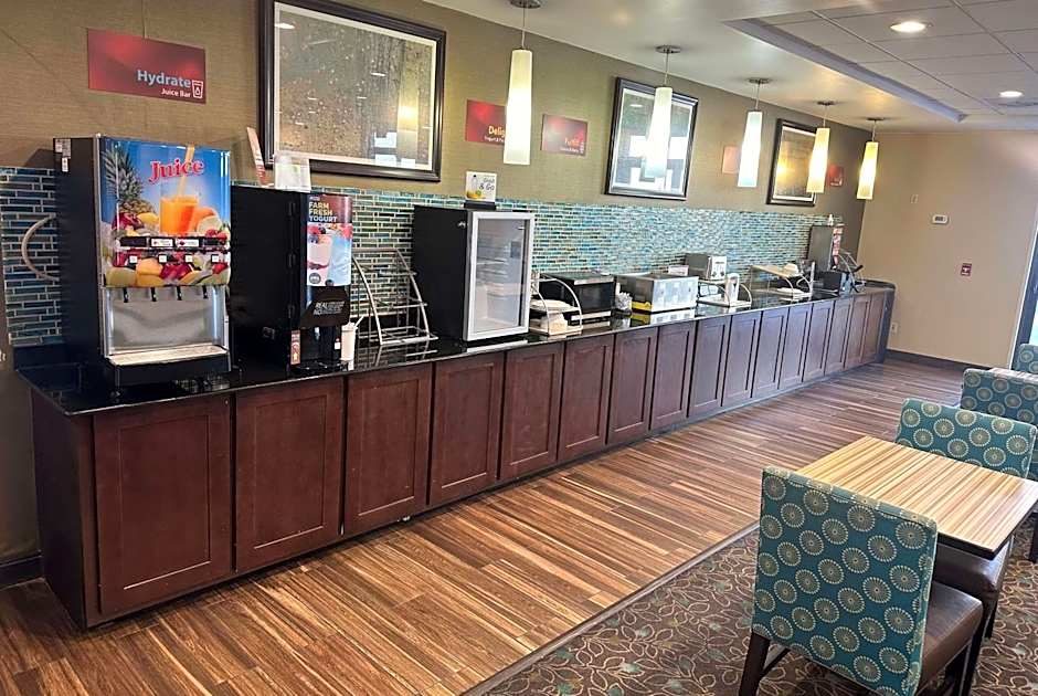 Wingate by Wyndham Harrisburg Near Hershey