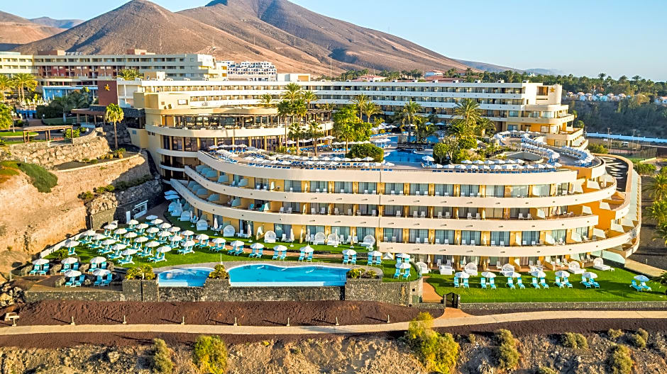 Iberostar Waves Playa Gaviotas All Inclusive