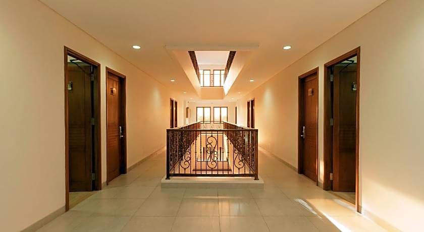 RedDoorz Plus @ CBD Bintaro