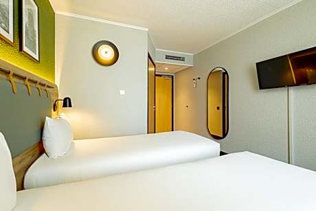Standard Room - 2 Single Beds