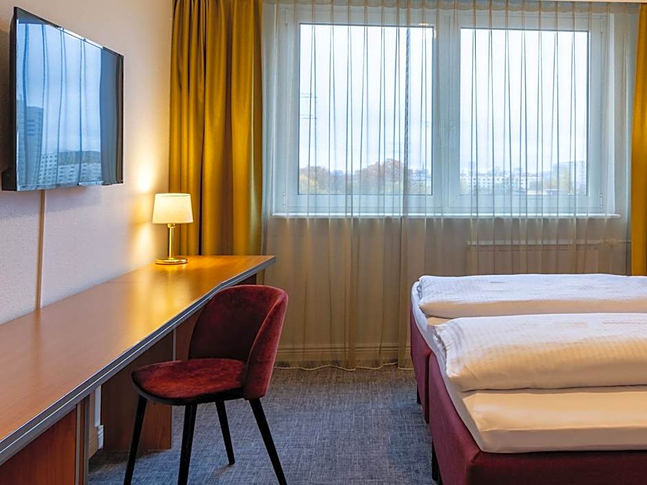 Good Morning + Berlin City East