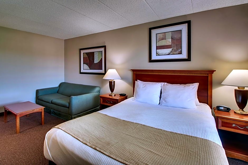 Best Western East Towne Suites