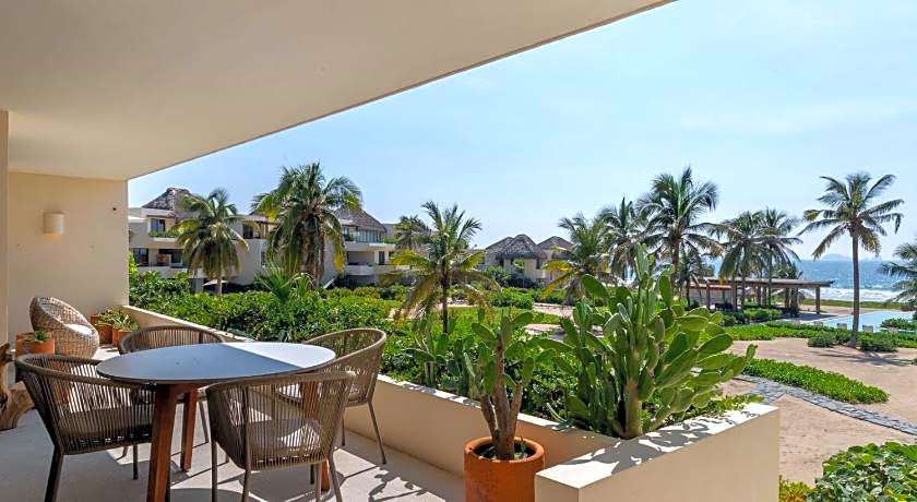Marea Beachfront Villas