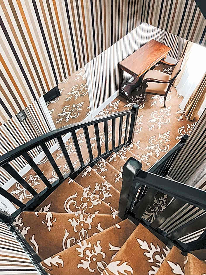 Maison Astor Paris Curio Collection by Hilton