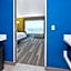 Holiday Inn Express and Suites Grand Rapids Airport- South By IHG