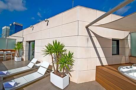 Junior Suite with Jacuzzi on the Terrace