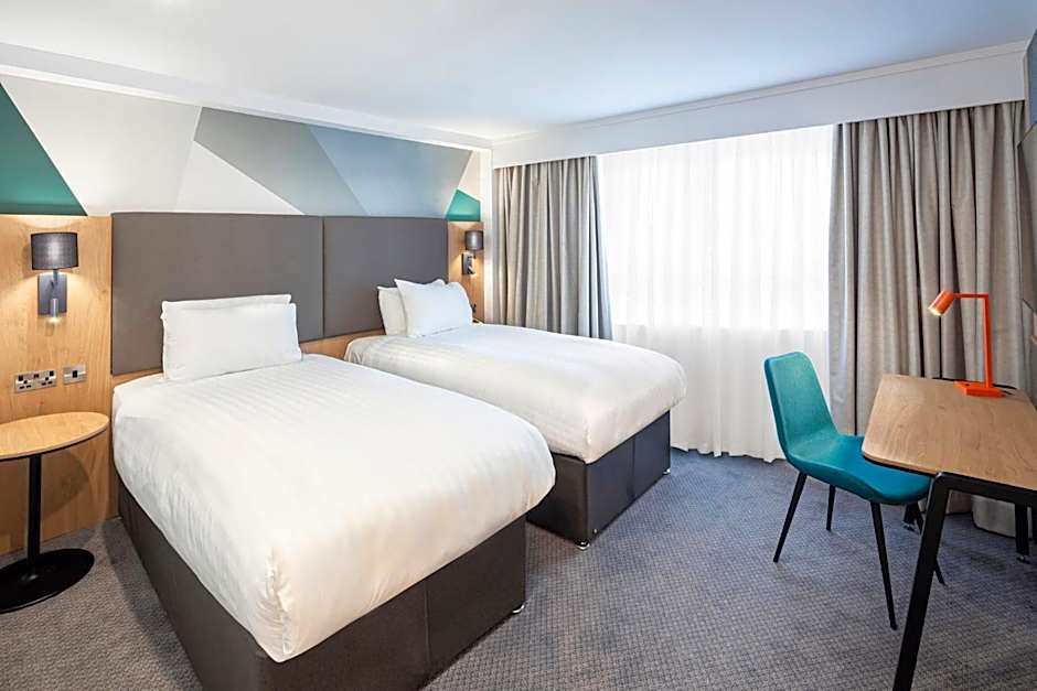 Holiday Inn Gloucester / Cheltenham By IHG