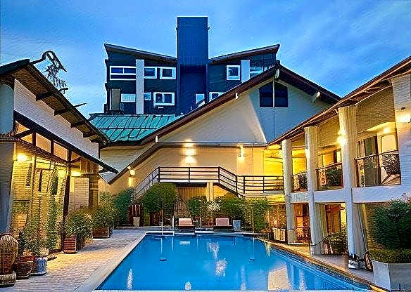 Calypso Patong Hotel