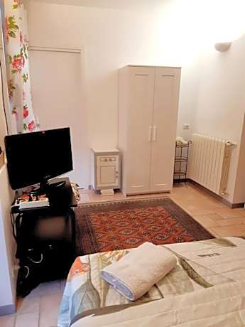 Double or Twin Room with Private Bathroom