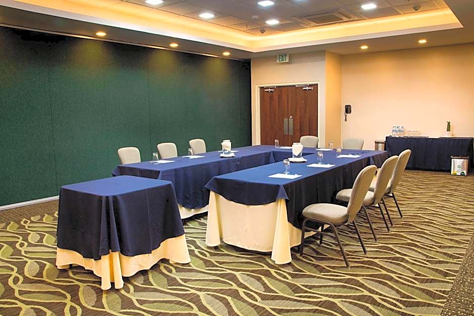 Four Points By Sheraton Queretaro Norte