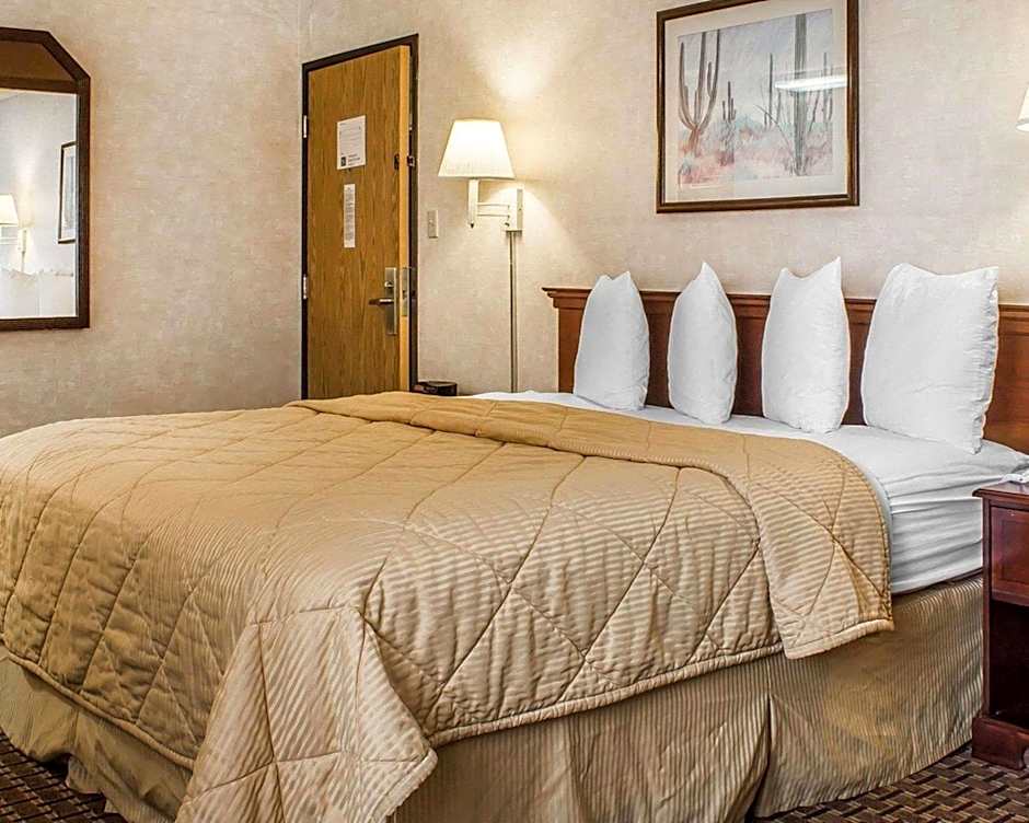 Quality Inn & Suites Yuma