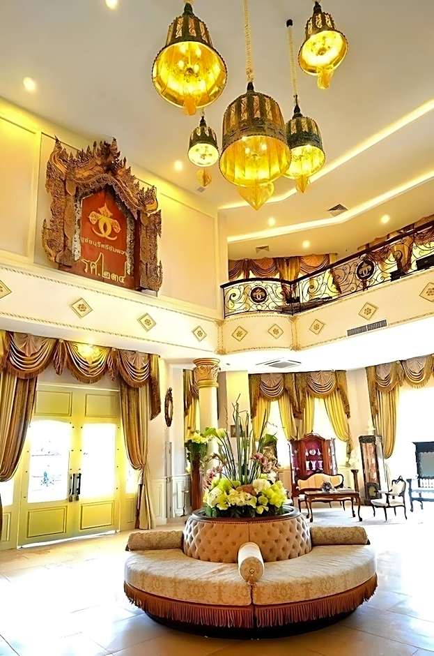 Chuchaiburi Sri Amphawa