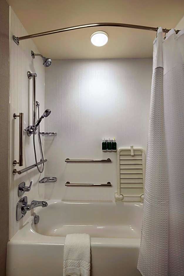 Courtyard by Marriott St. Louis Brentwood