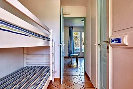 Studio Cabin (4 People)