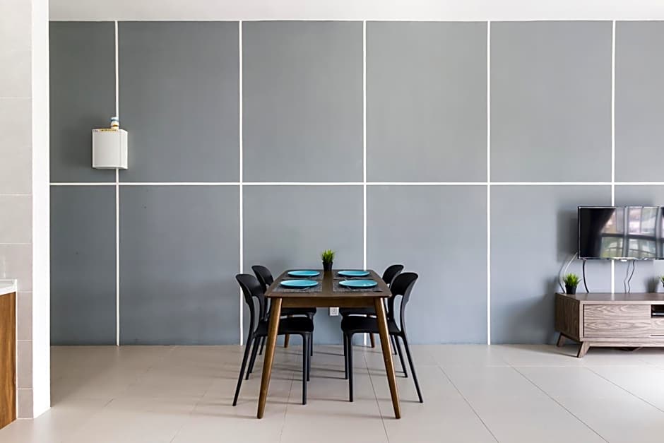 DreamScape Studio @ Golden Hill Cameron